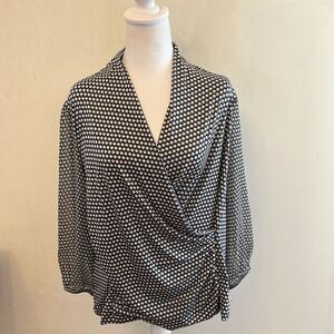 Chenault navy cream patterned long sheer sleeve blouse Size 2X New